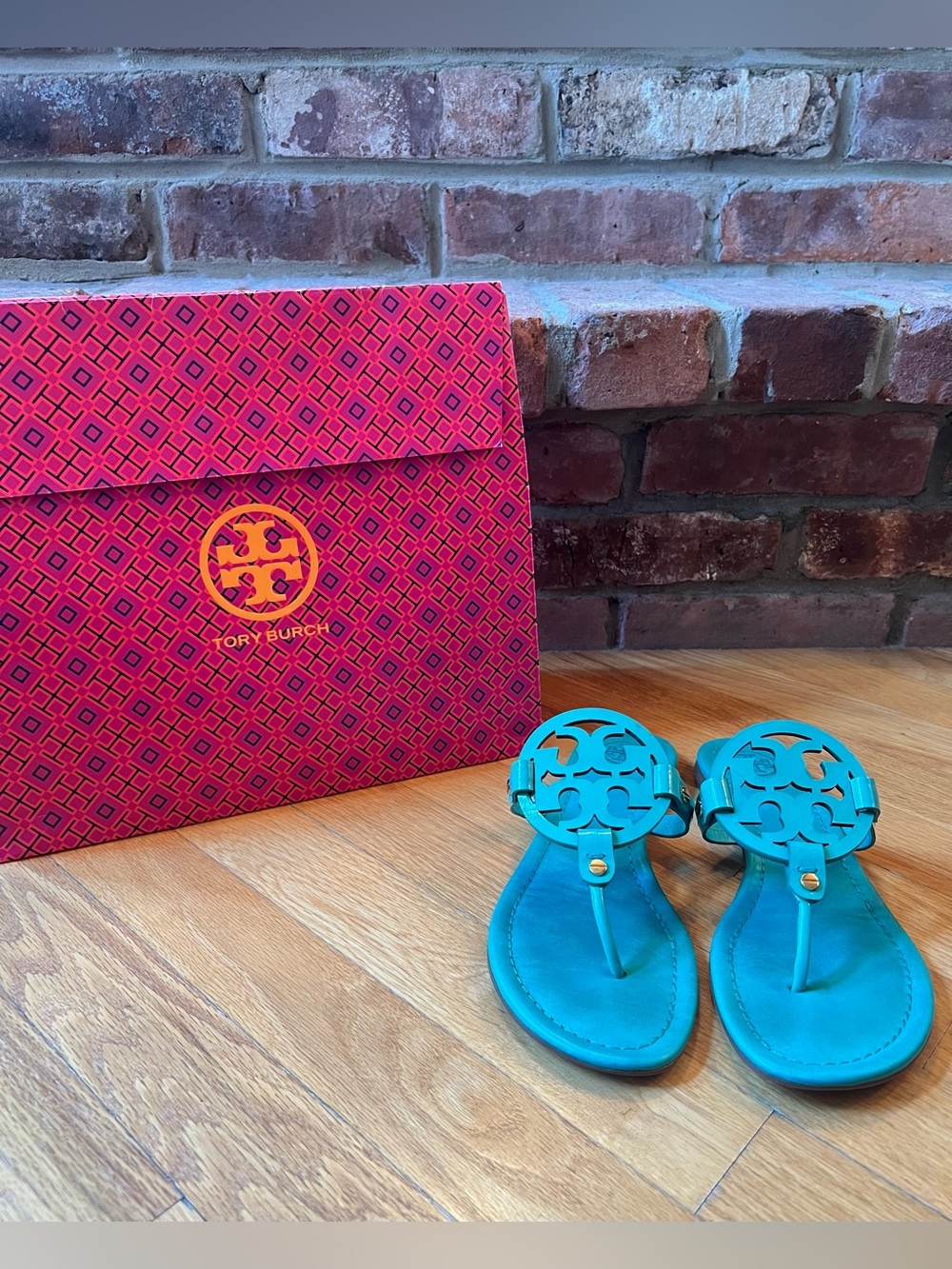 Tory Burch Island Turquoise Patent Leather Miller Sandals